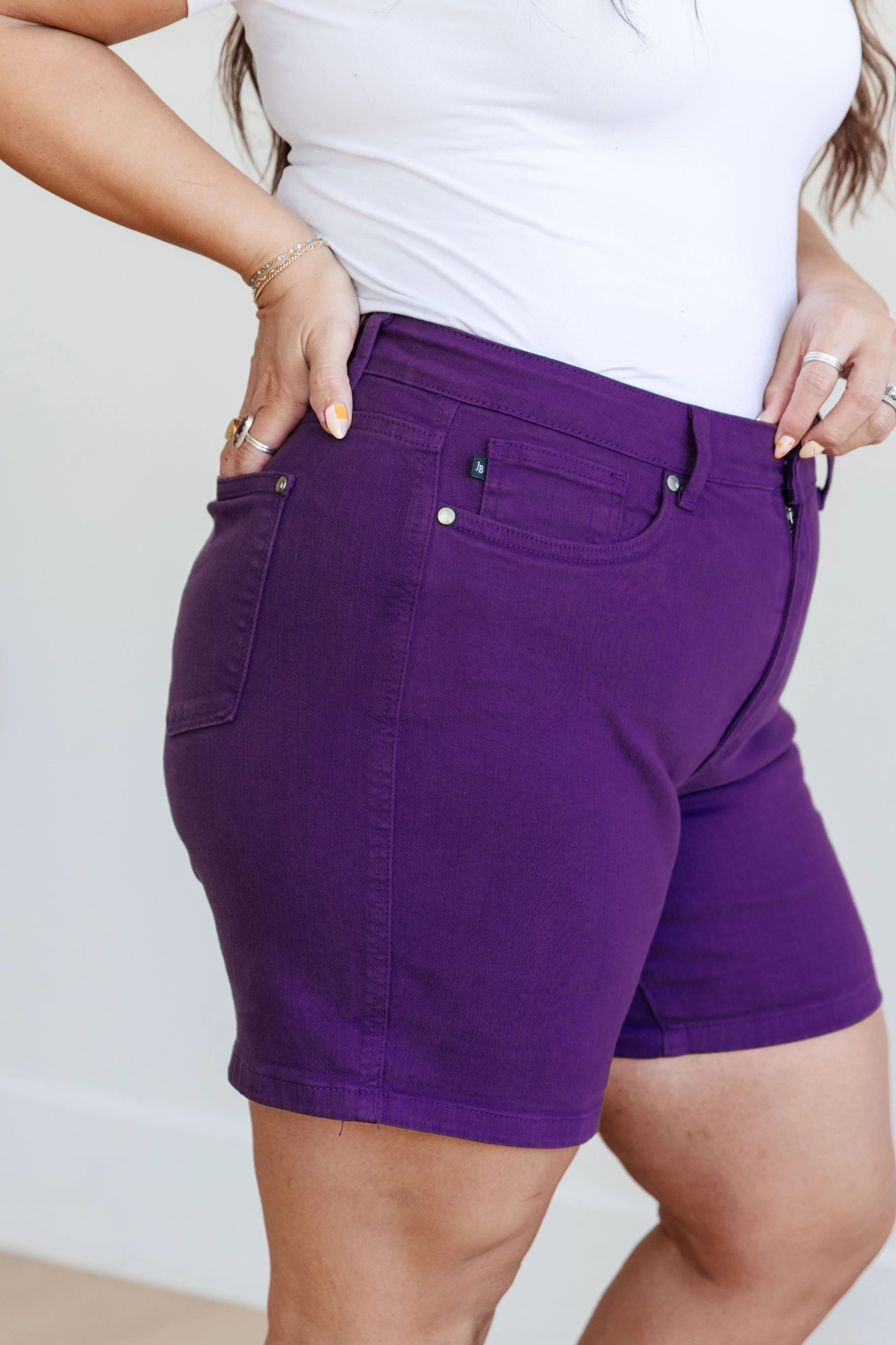 Jenna Cuffed Shorts in Purple