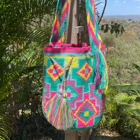 Pastel Floral Geometric Design Mochila