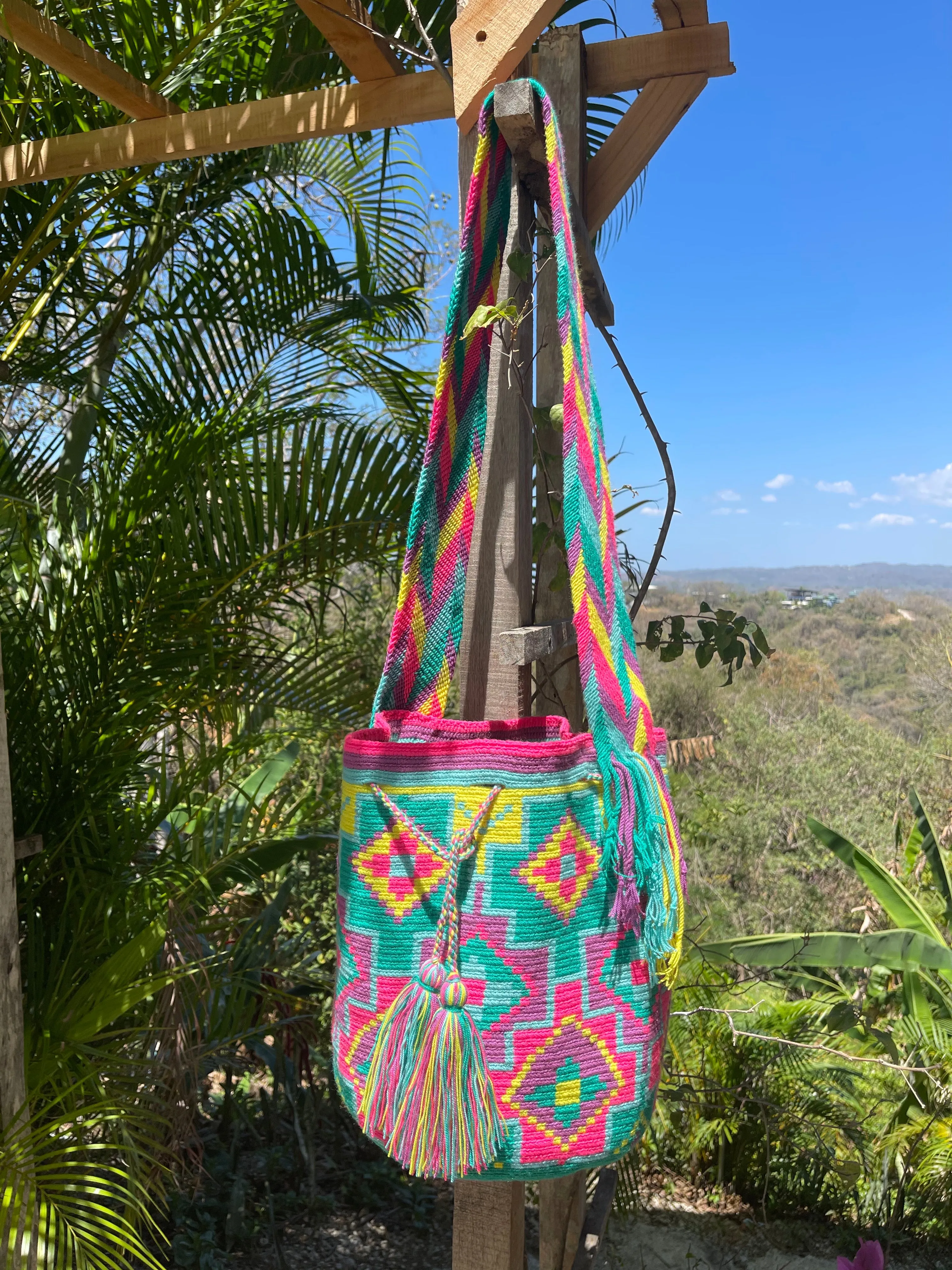 Pastel Floral Geometric Design Mochila